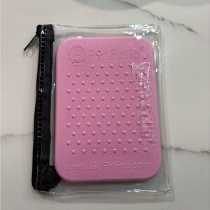 PinFolio Pin trading board and case NWOT